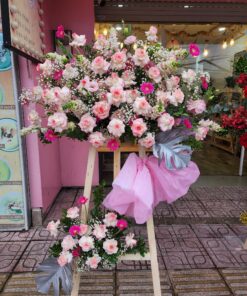 Hoa Chào Mừng: Kệ Hoa Khai Trương Đầy Phong Cách