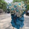 Hoa và Bắt Đầu: Kệ Hoa Khai Trương Cho Sự Nảy Bật Mới