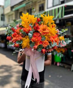 Hôp Hoa Tươi: Nghệ Thuật Tạo Hình Từ Hoa Cỏ 01