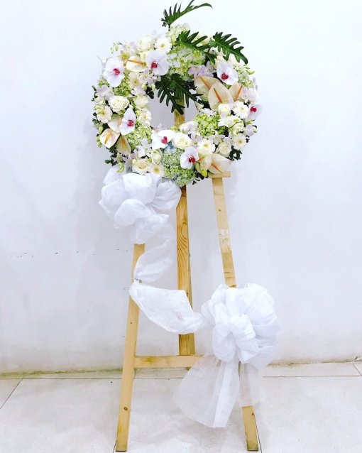 Kệ Hoa Viếng Gửi Lời An Ủi