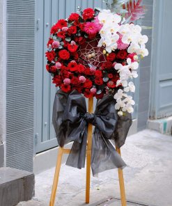 Kệ Hoa Chia Buồn Trong Nỗi Đau (03)