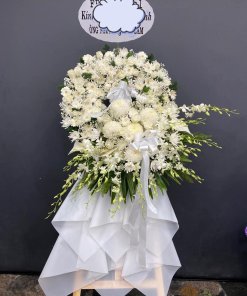 Hoa Chia Buồn Trong Lòng Tri Ân