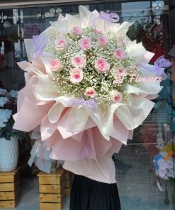 Bó hoa lạc thần mix hoa babi phong cách công chúa