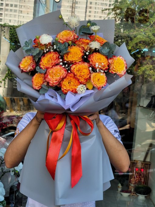 Bó hoa hồng spirit giấy xám