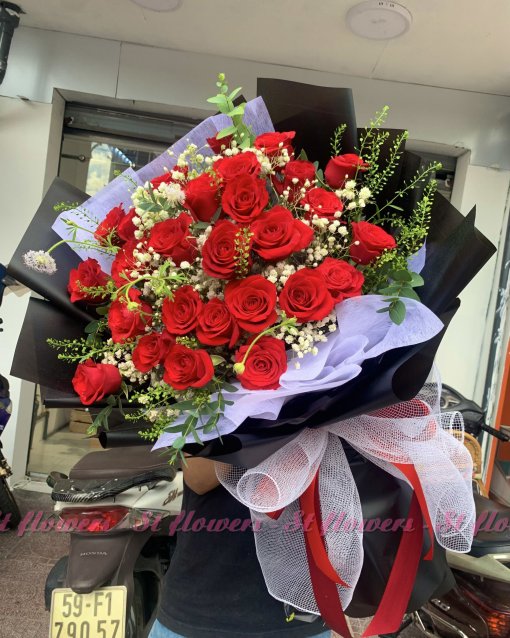 Bó hồng ohara giấy đen tuyệt đẹp