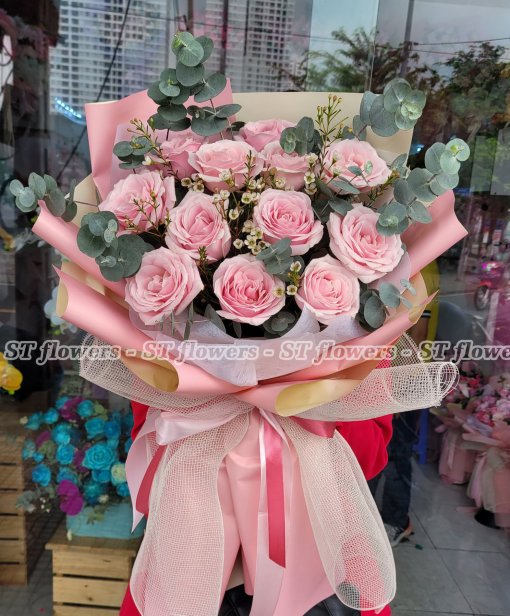 Bó hồng kem cồ đi giấy hồng 2 da
